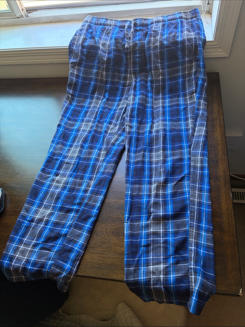 Eddie Bauer Blue Plaid Pajama Pants/Lounge Pants